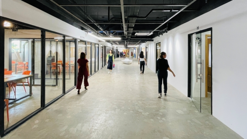 フィリピン留学 Cebu21 - B`CEBU-Hallway-1